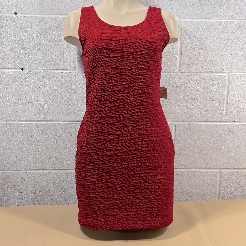 NWT Forever 21 bright red patterns, stretchy cocktail dress​​​​​​​